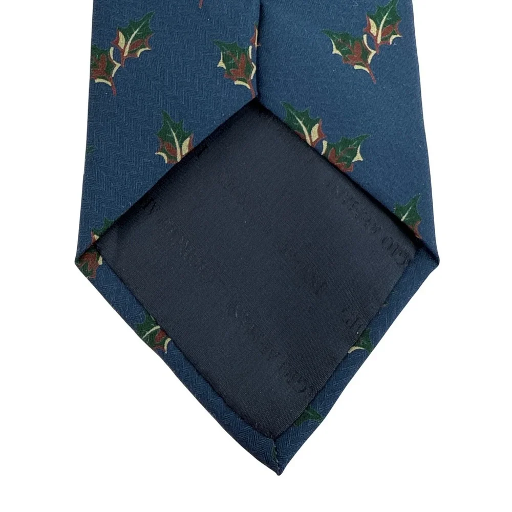 Giorgio Armani Cravatte 100% Silk Holly Print Tie Blue Holiday  lightweight‎